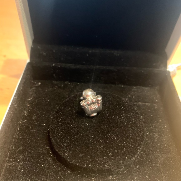 Pandora unicorn charm - Picture 2 of 3
